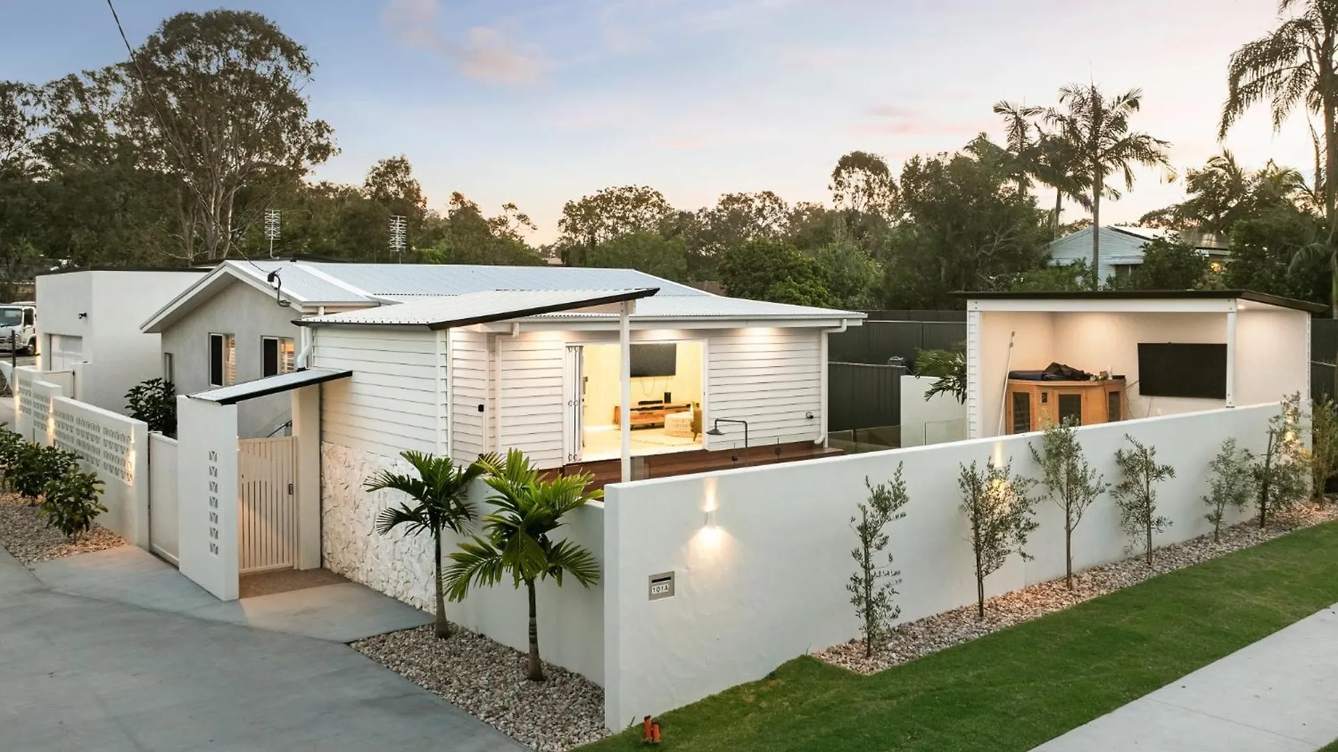 Coastal Bliss Sun & Surf Retreat Villa Coolum Beach