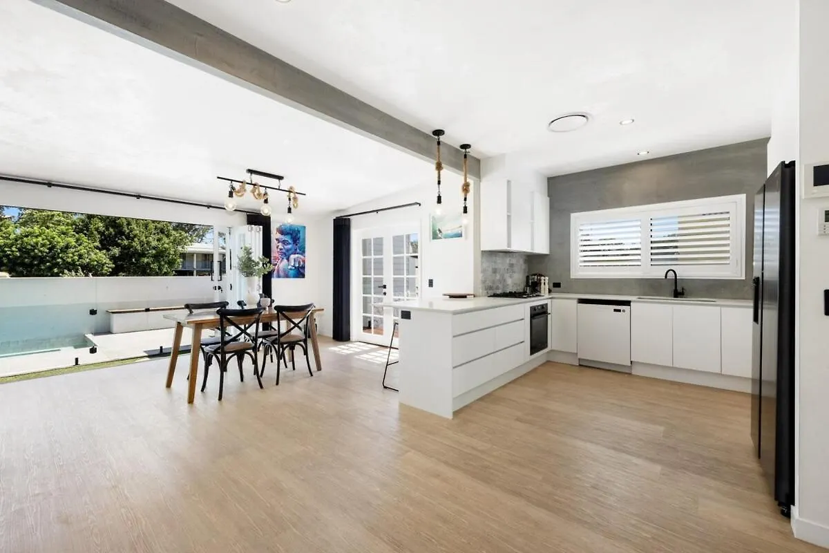Coastal Bliss Sun & Surf Retreat Villa Coolum Beach Holiday home